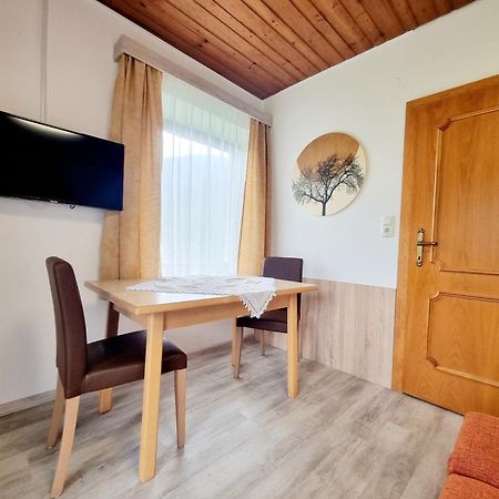 Guesthouse Schoba Typ B Oberdobernitzen ภายนอก รูปภาพ